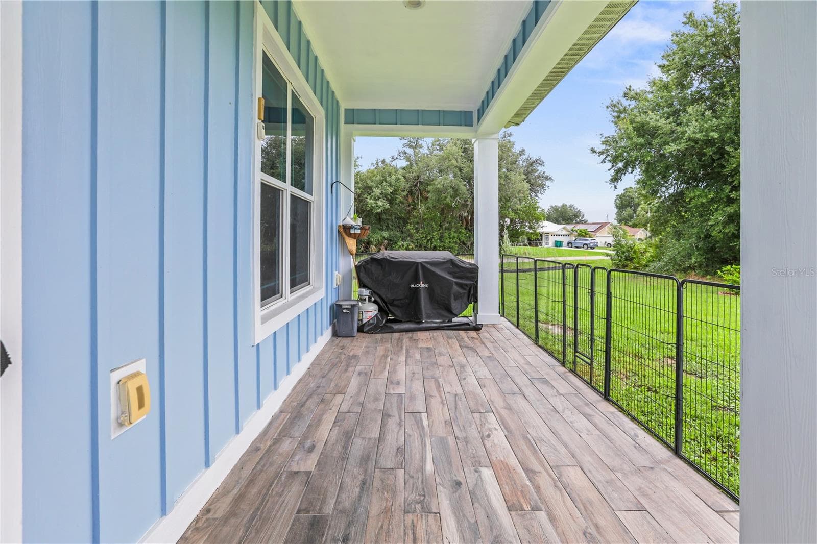 Single Family Residence at 306 CALENDAR ST, PORT CHARLOTTE, photo 25 of 38