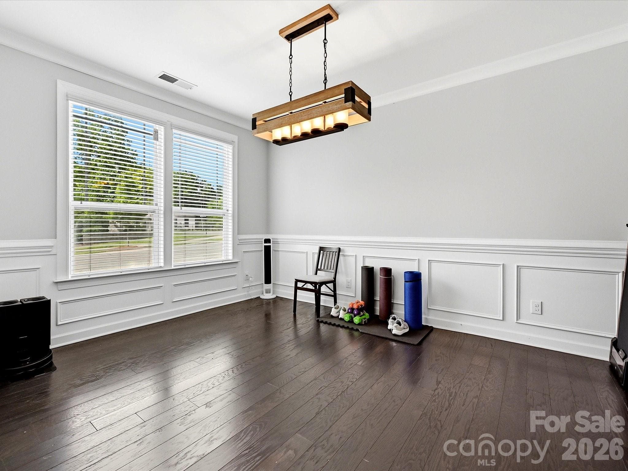 Single Family Residence at 2657 Cheverny Place, Concord, photo 5 of 37