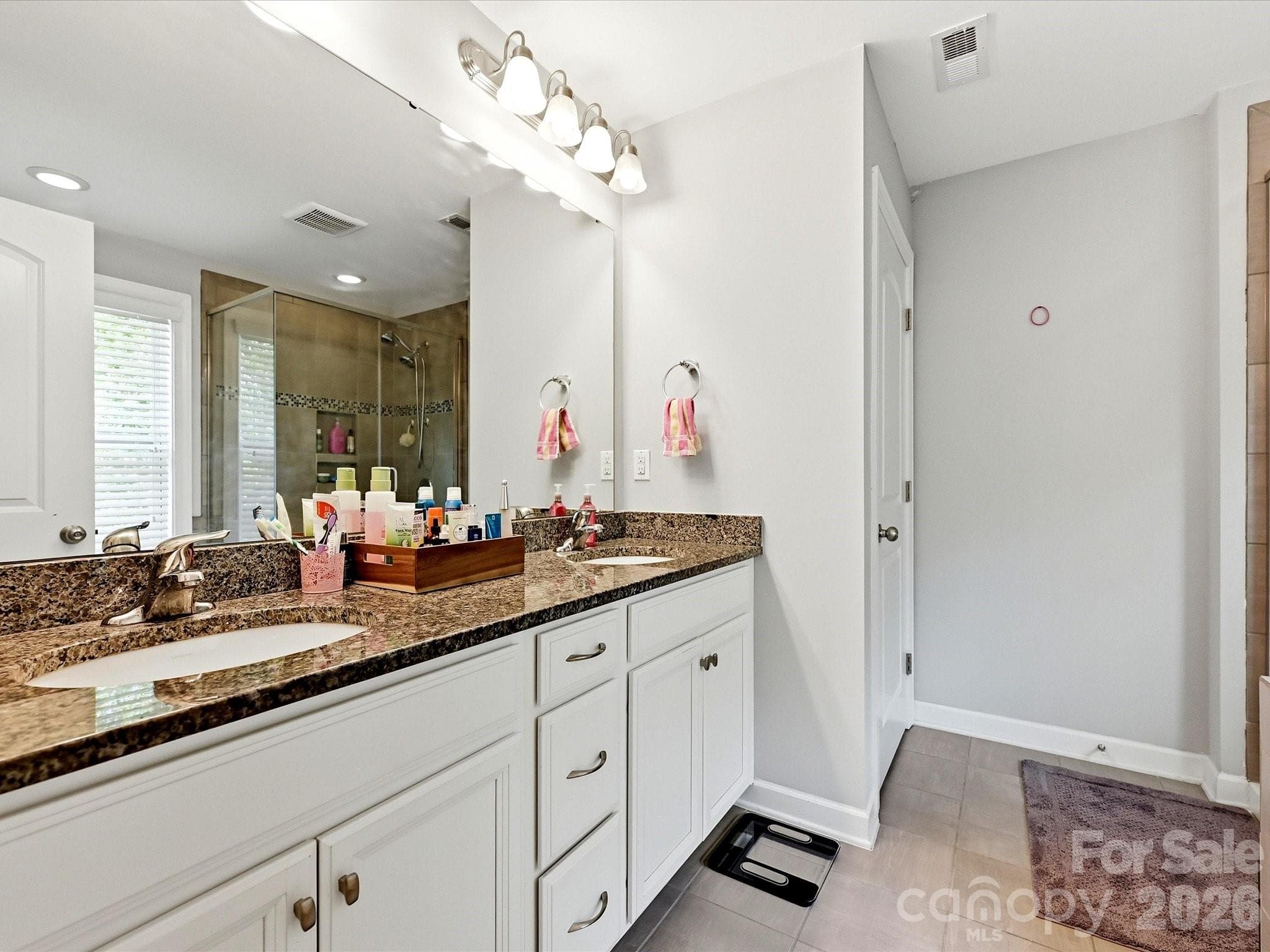 Single Family Residence at 2657 Cheverny Place, Concord, photo 27 of 37
