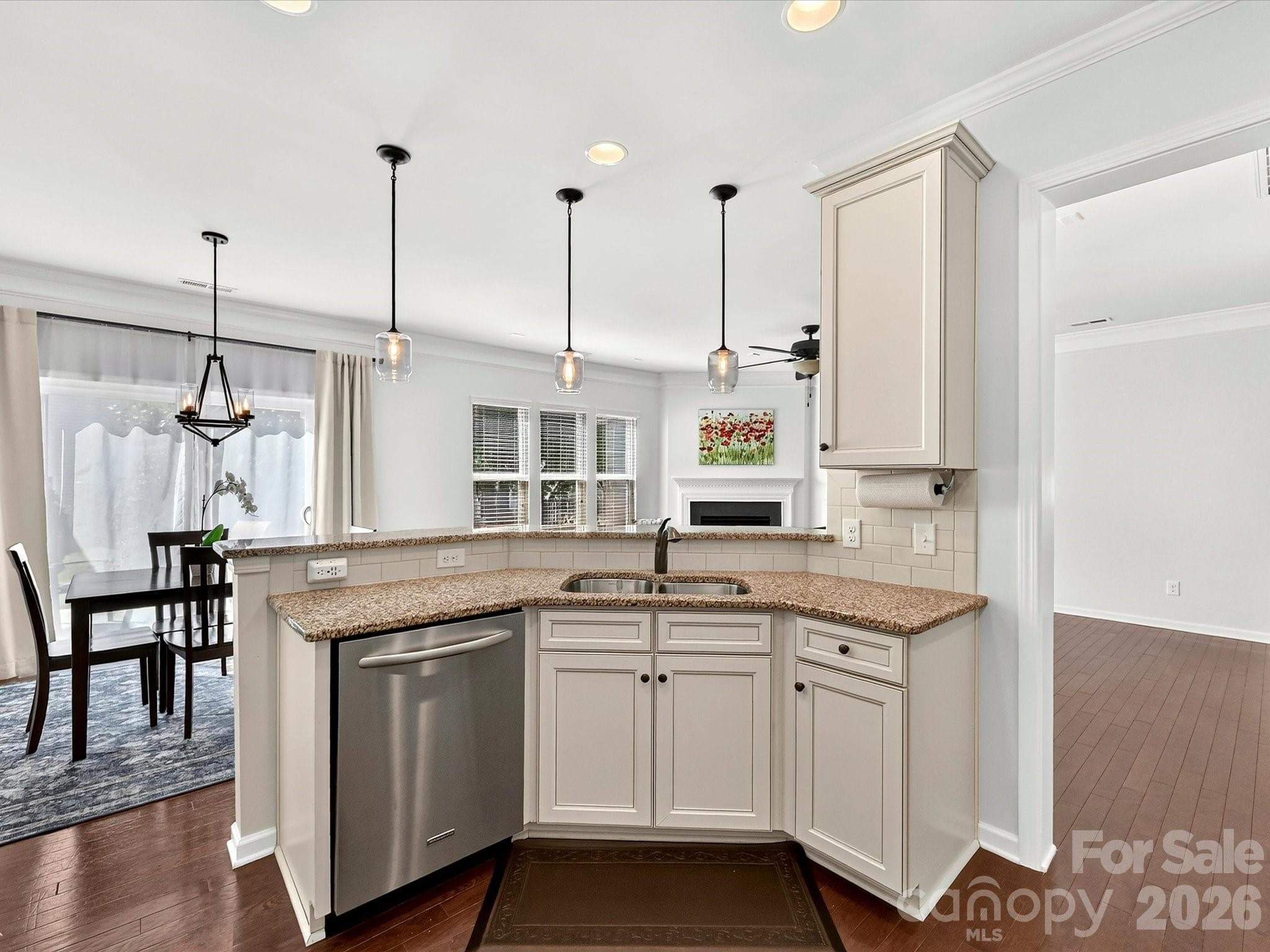 Townhouse at 6017 Carrollton Lane, Charlotte, photo 13 of 48