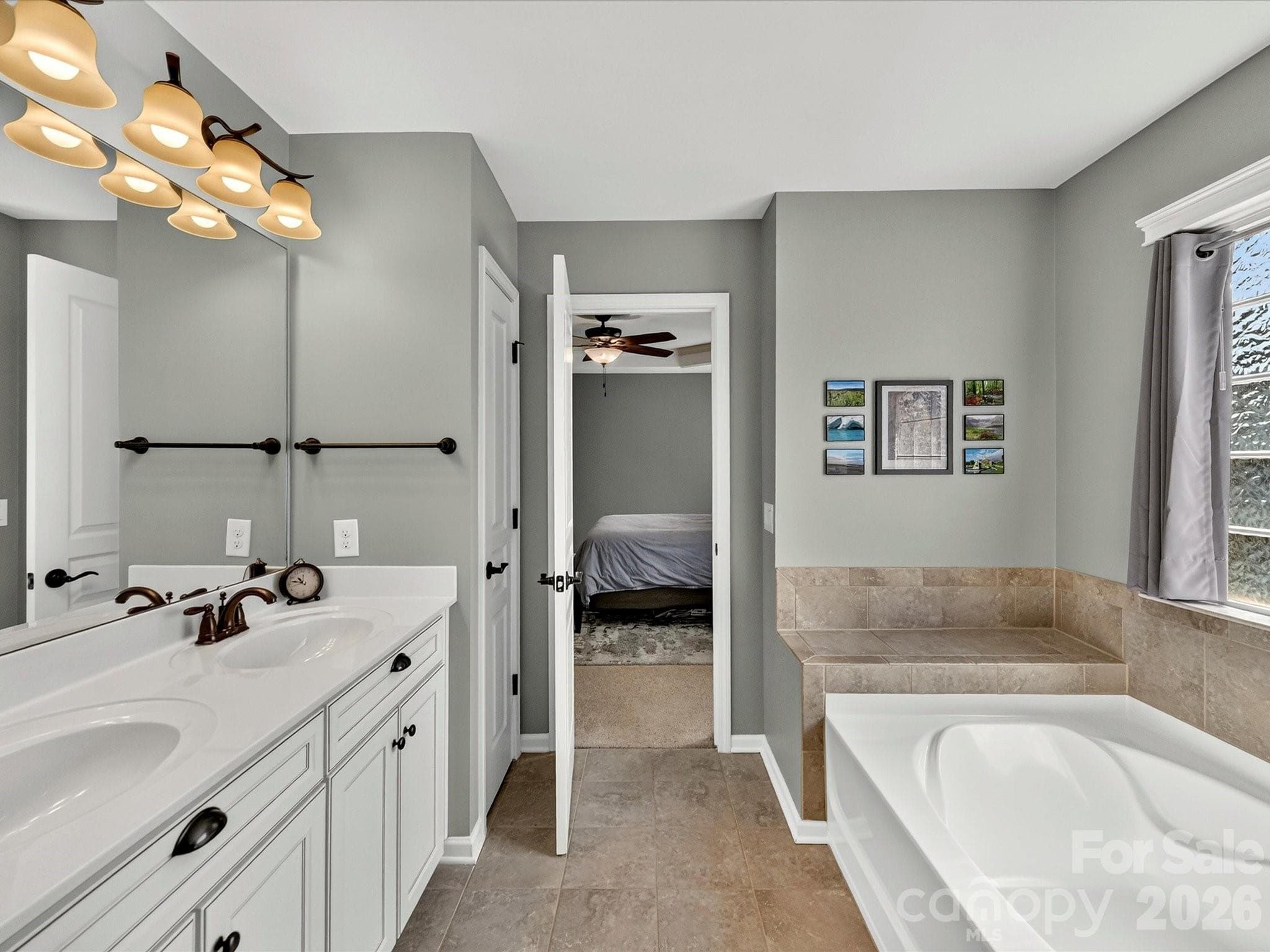 Townhouse at 6017 Carrollton Lane, Charlotte, photo 25 of 48