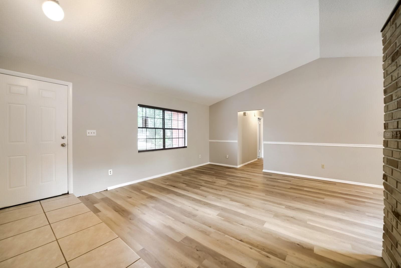 Single Family Residence at 717 LANCEWOOD DR, WINTER SPRINGS, photo 3 of 26