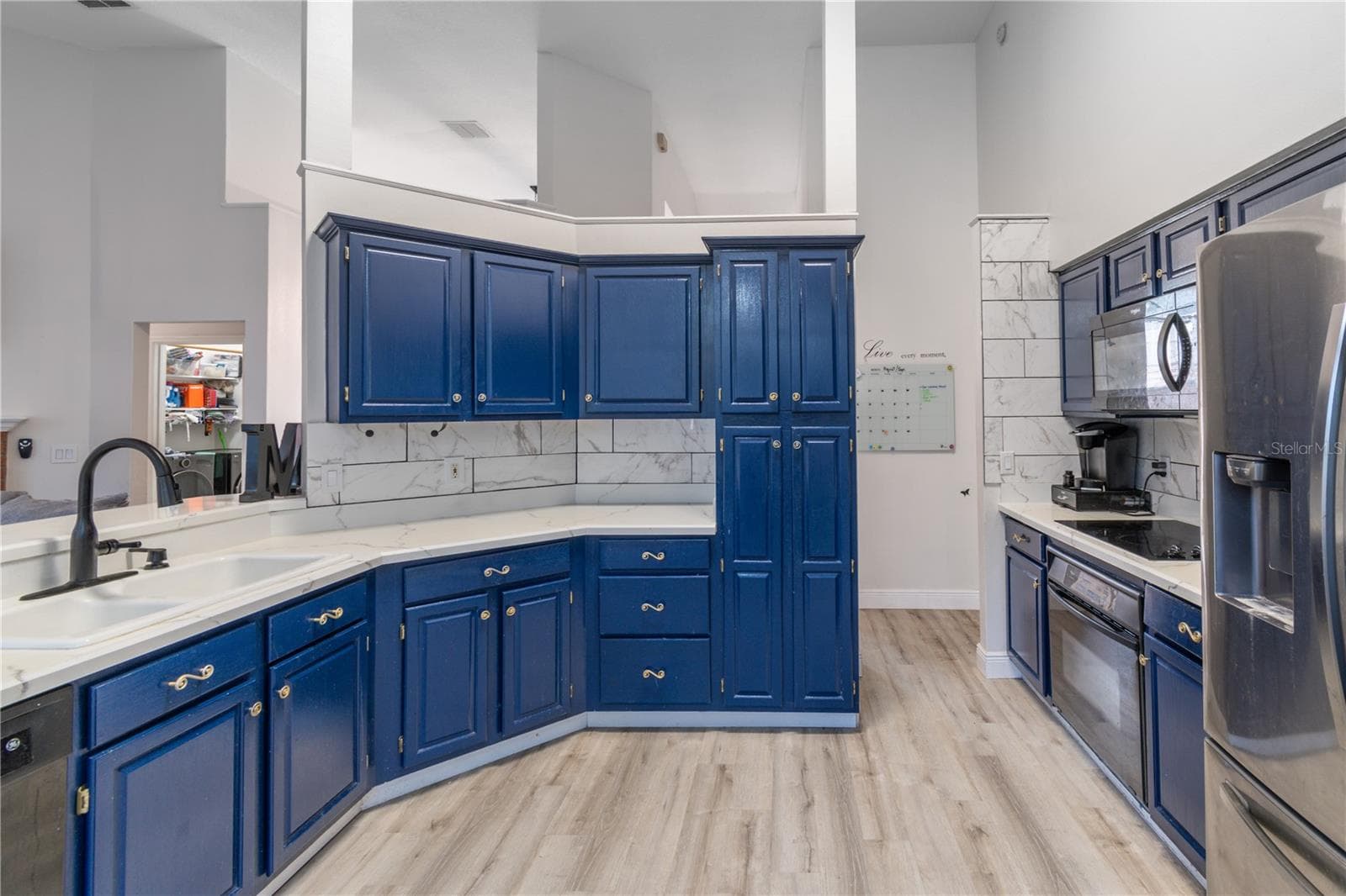 Updated kitchen - 5443 BAYTOWNE PL, OVIEDO