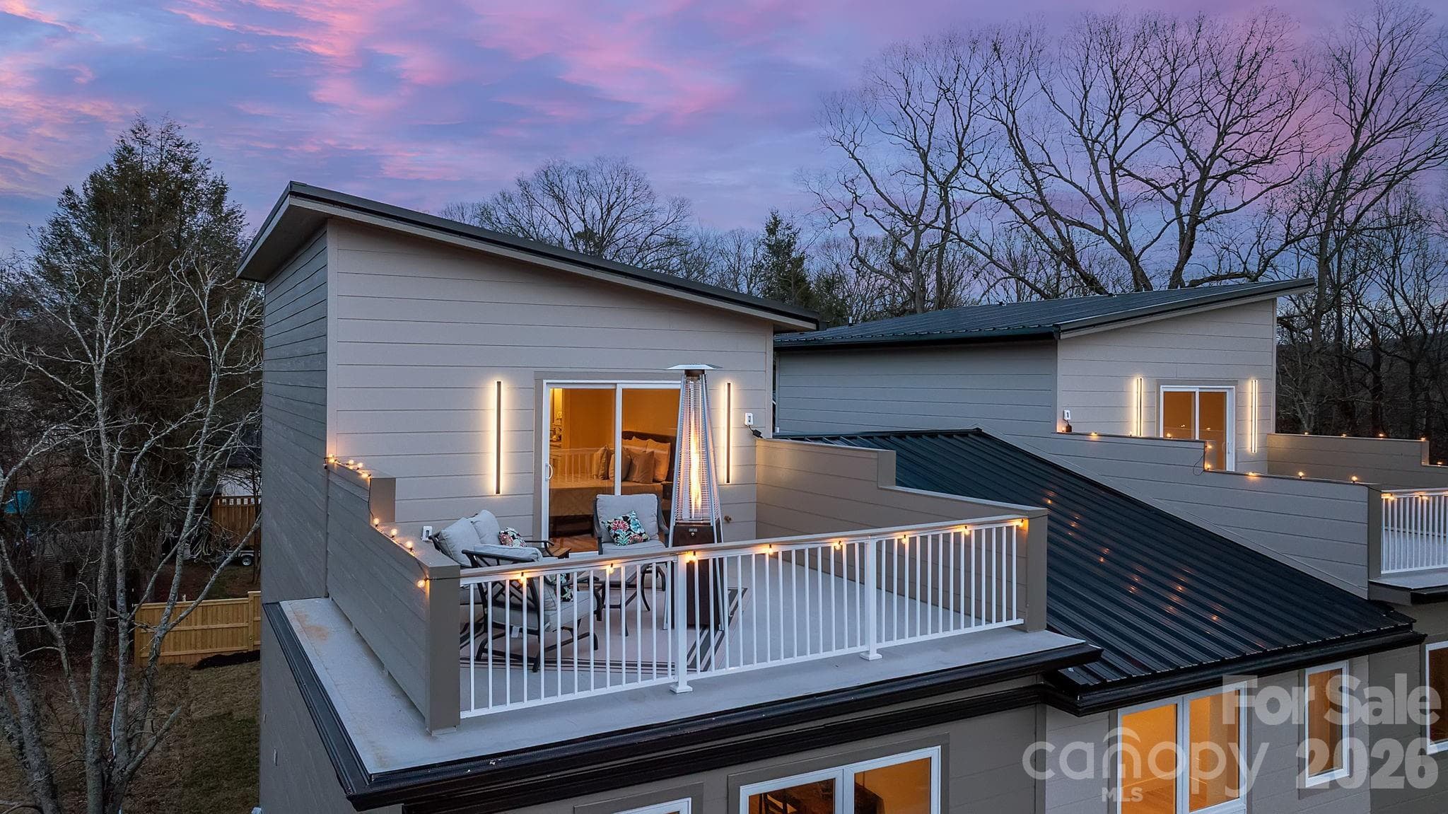 Penthouse Vibe - 9 Gudger Road, Asheville