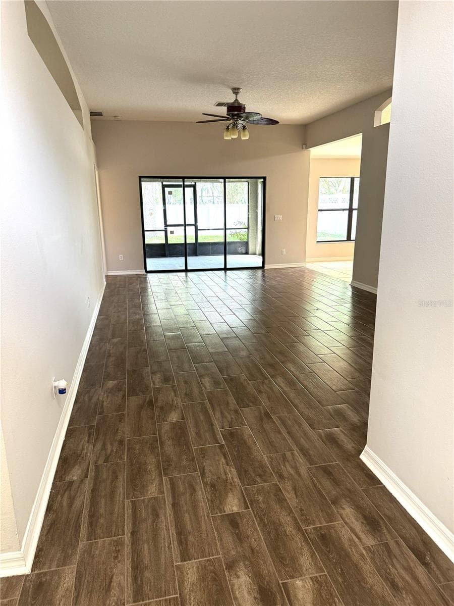 Single Family Residence at 1209 BRAMLEY LN, DELAND, photo 5 of 23