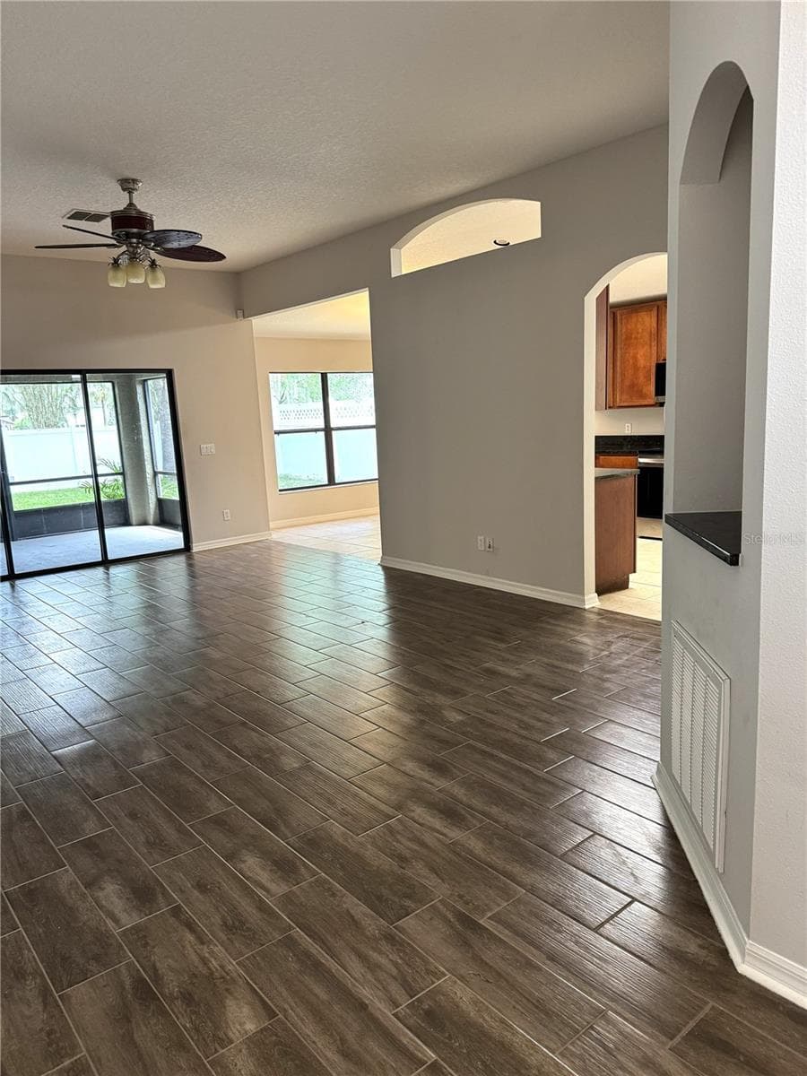 Single Family Residence at 1209 BRAMLEY LN, DELAND, photo 6 of 23