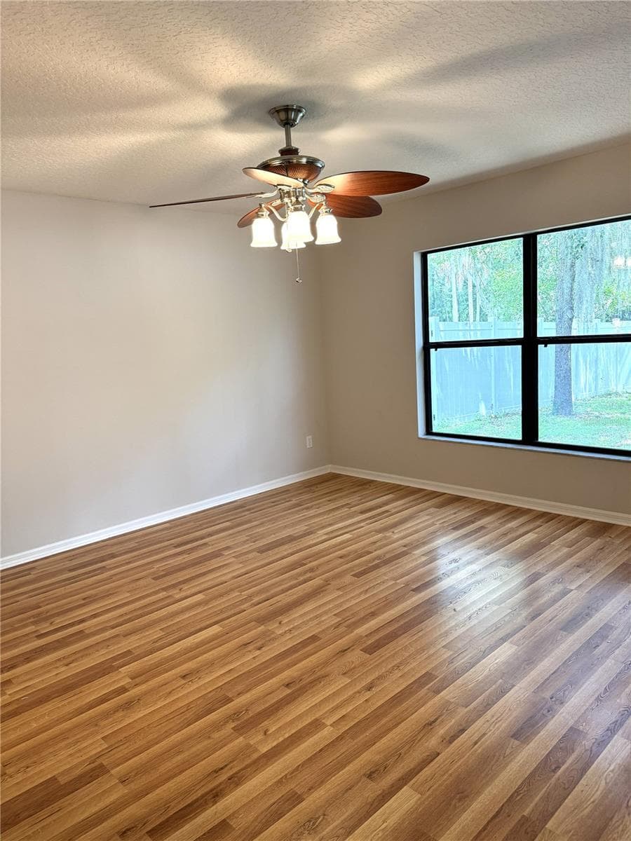 Single Family Residence at 1209 BRAMLEY LN, DELAND, photo 13 of 23