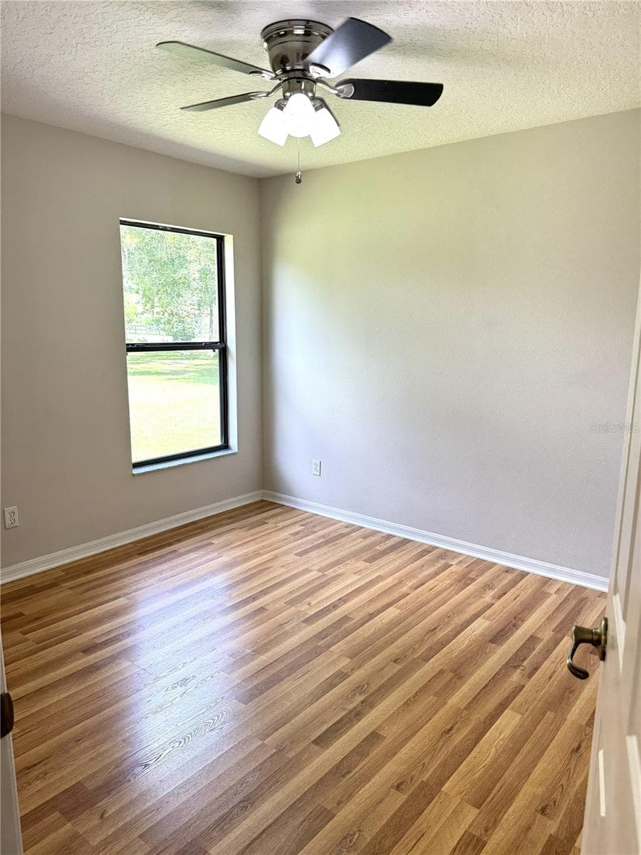 Single Family Residence at 1209 BRAMLEY LN, DELAND, photo 17 of 23