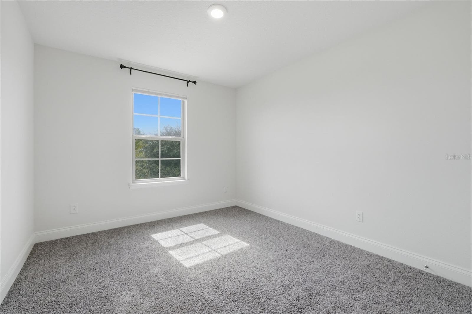 Single Family Residence at 9535 JUNIPER MOSS CIR, ORLANDO, photo 19 of 35