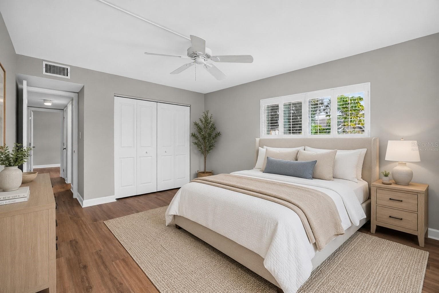 VIRTUALLY STAGED - 4570 OVERLOOK DR NE #175, ST PETERSBURG