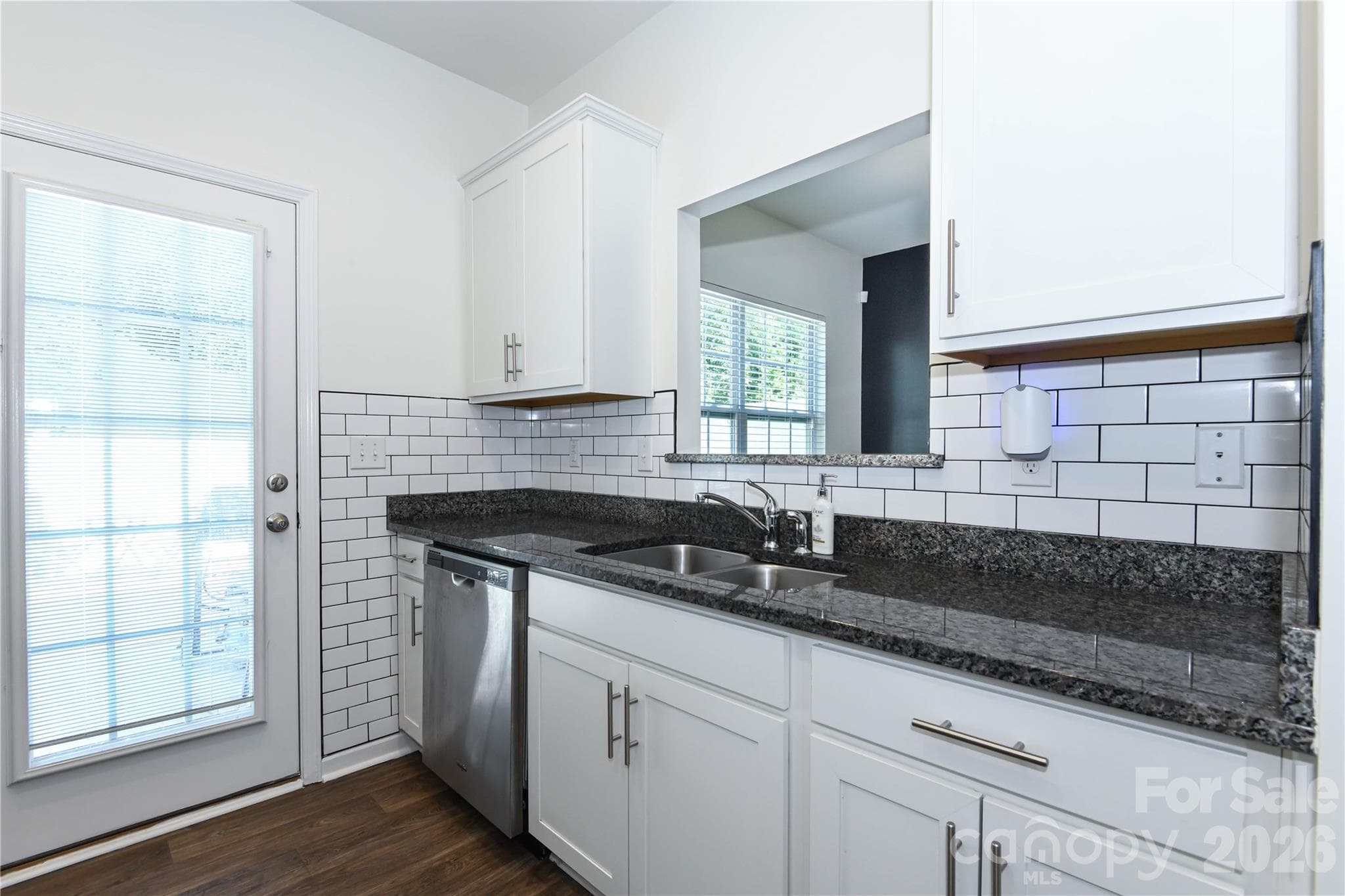 Townhouse at 6005 Guildford Hill Lane, Charlotte, photo 12 of 25