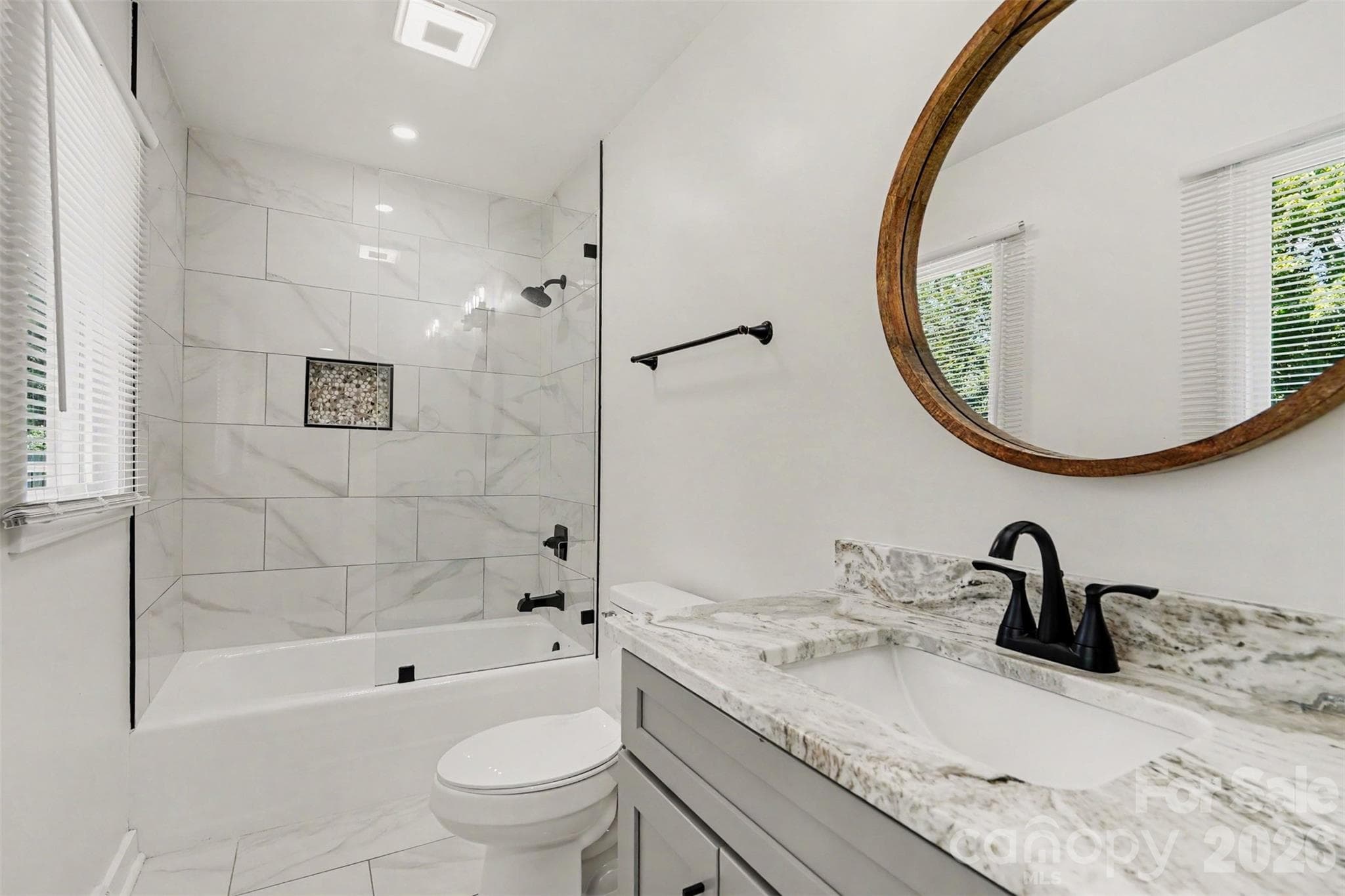 Single Family Residence at 4219 Tipperary Place, Charlotte, photo 24 of 35