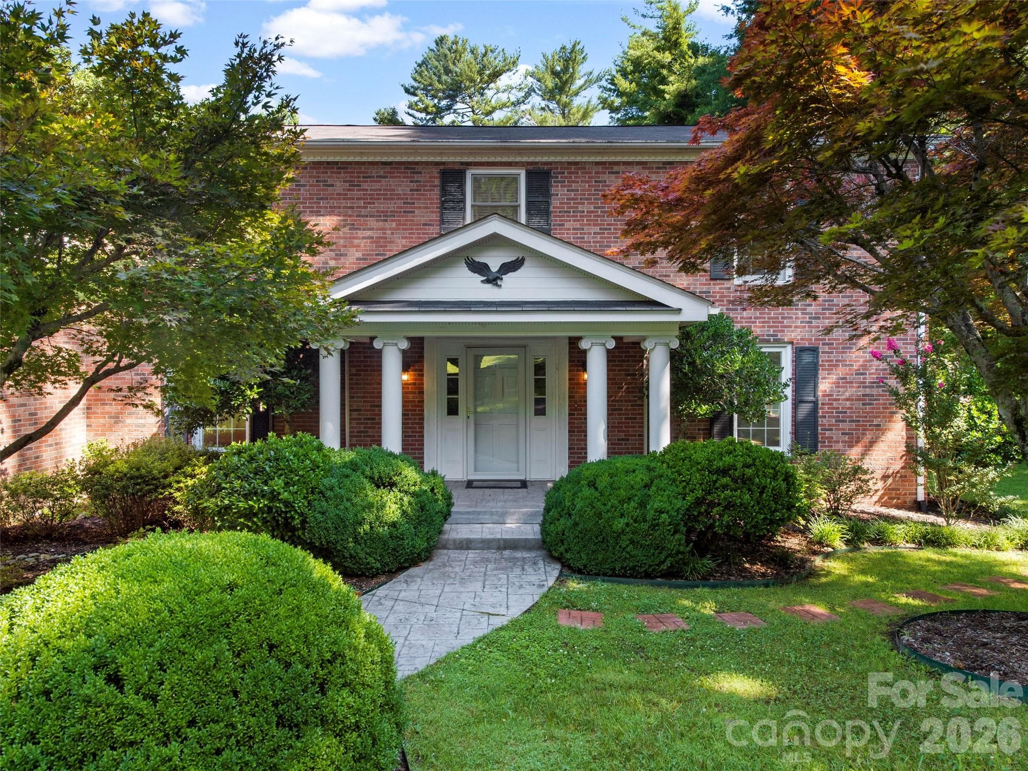 Single Family Residence at 110 Glengary Drive, Flat Rock, photo 4 of 42