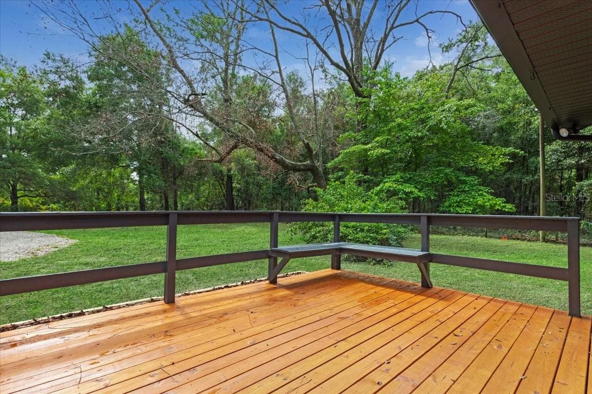 Newly resurfaced, stained, and painted front deck - 5309 NE 60TH AVE, HIGH SPRINGS