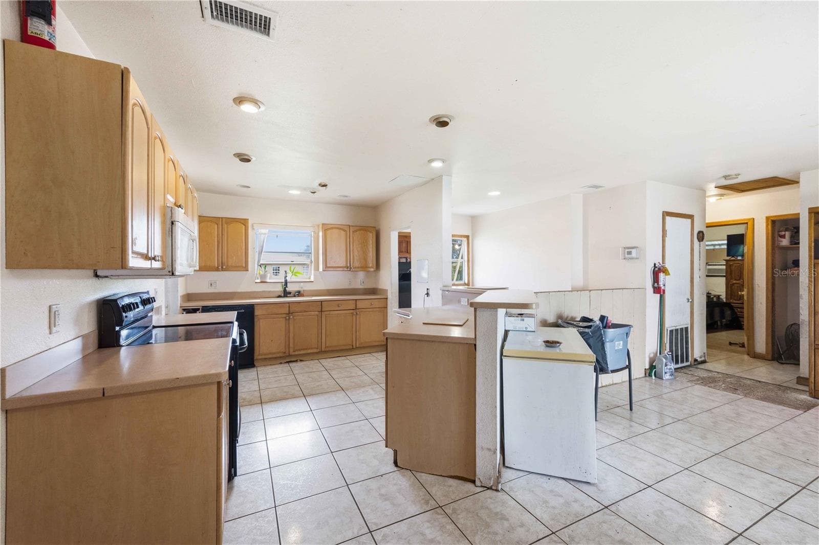 Single Family Residence at 21378 PERCY AVE, PORT CHARLOTTE, photo 5 of 43