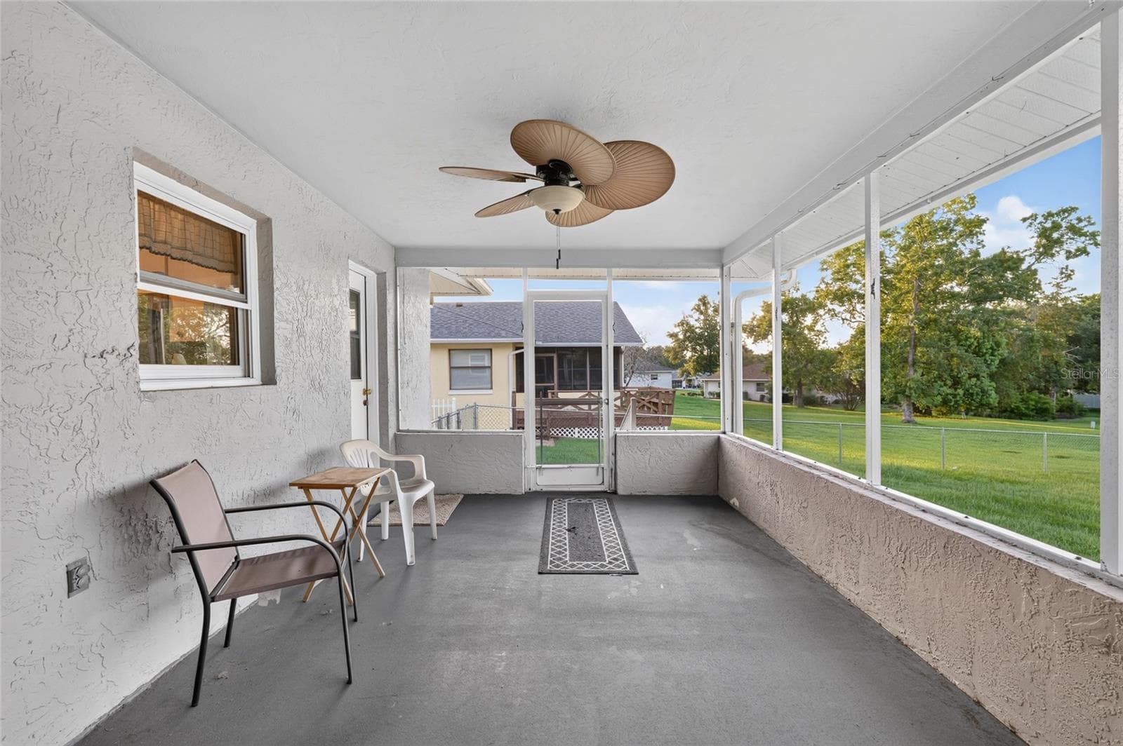 Single Family Residence at 3705 N HONEYLOCUST DR, BEVERLY HILLS, photo 53 of 66
