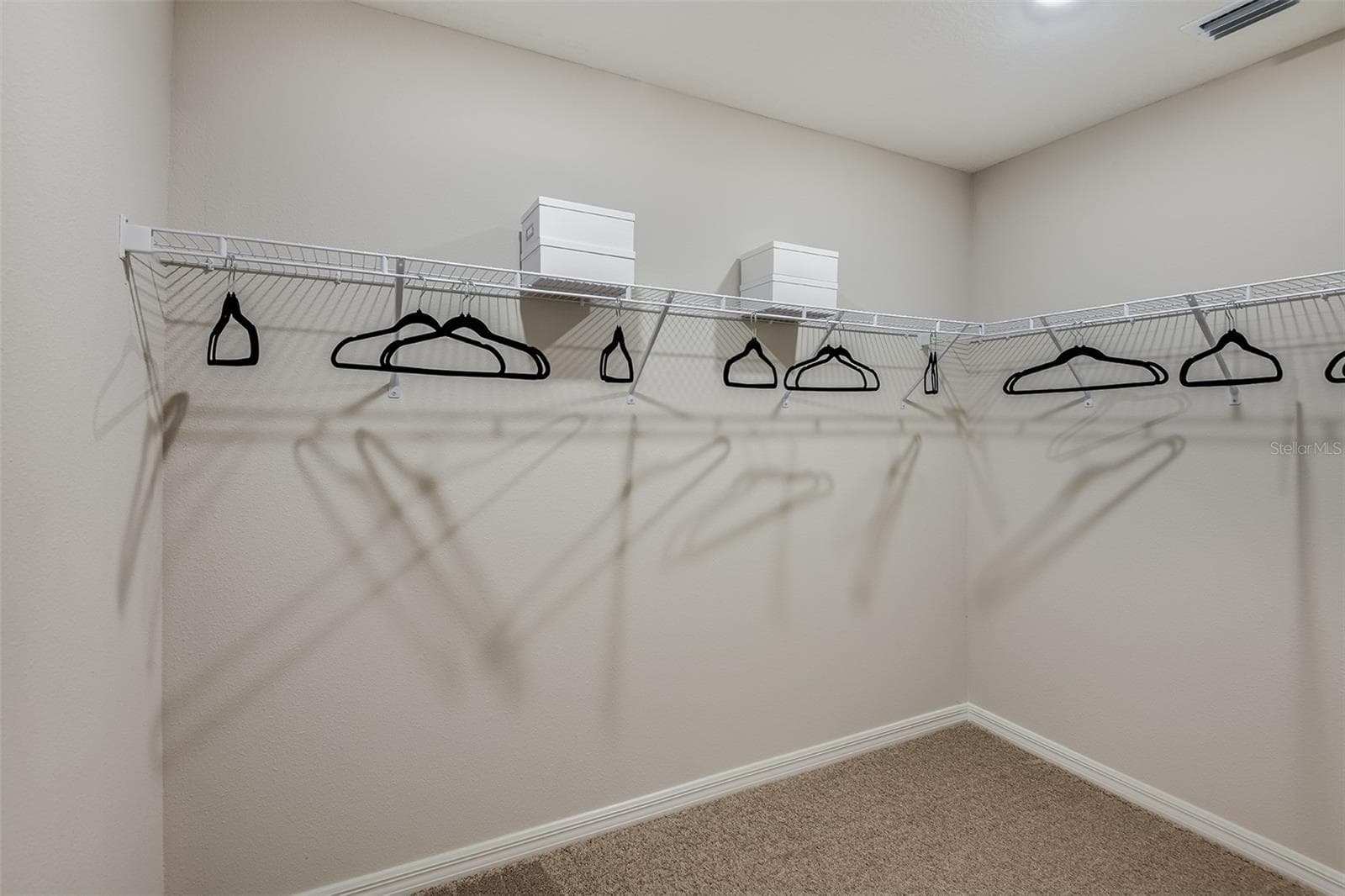 Single Family Residence at 9864 PELICAN COAST DR, DADE CITY, photo 8 of 25