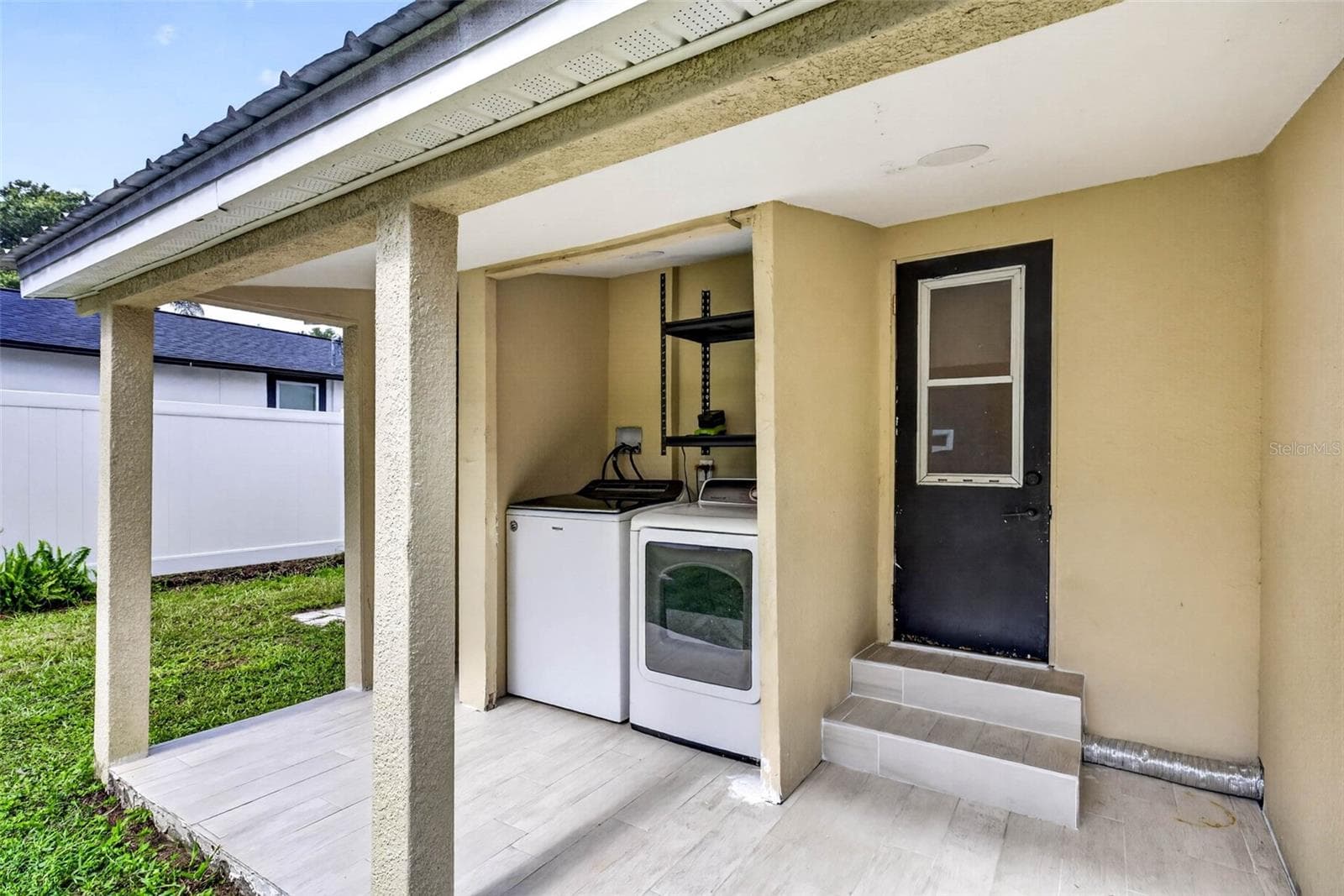 Single Family Residence at 14352 LAWRENCE ST, DADE CITY, photo 24 of 42