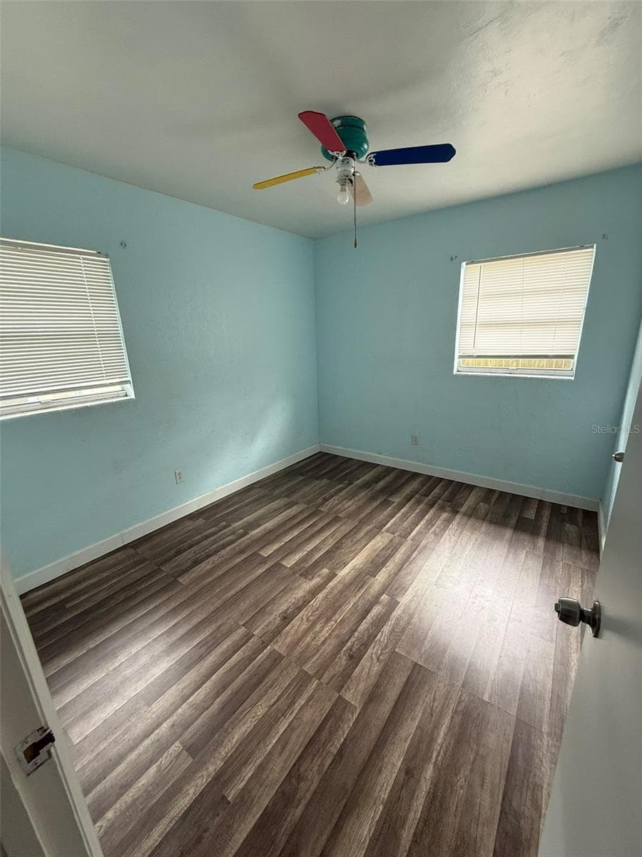 Single Family Residence at 1038 CANAL DR W, LAKELAND, photo 15 of 20