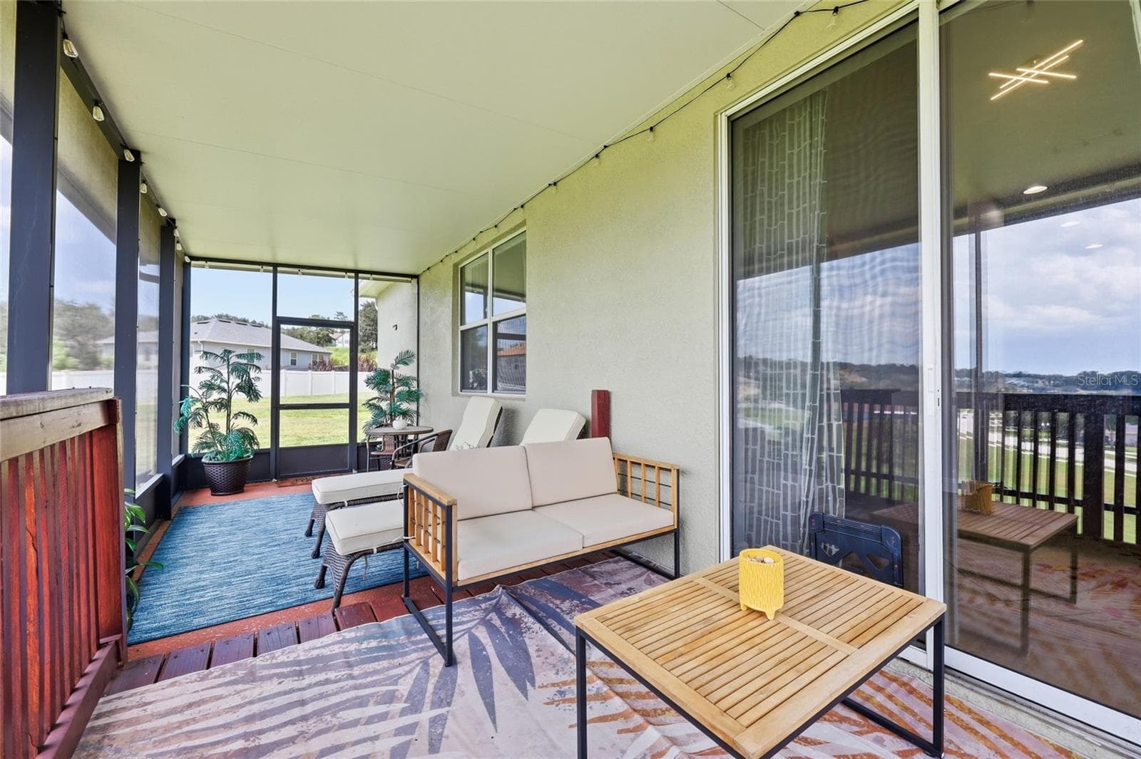 Screened-In Lanai - 1020 SAILING BAY DR, CLERMONT