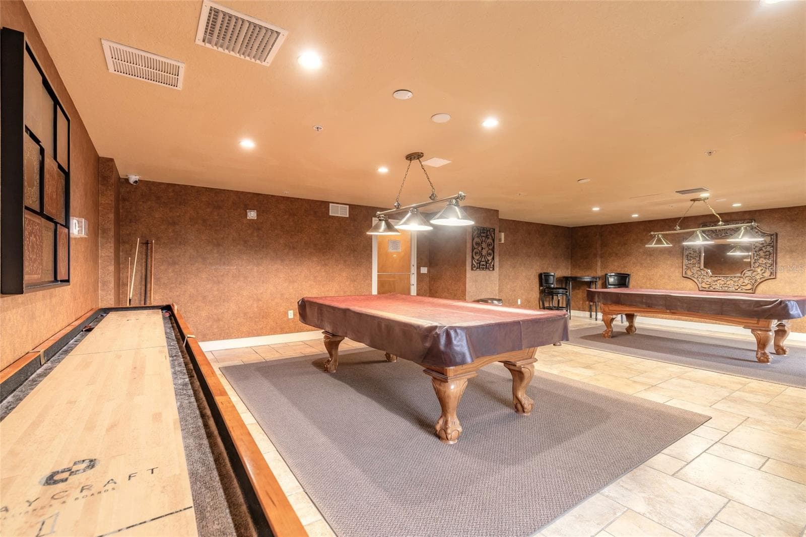 Billiard Room - 2403 S ATLANTIC AVE #910, DAYTONA BEACH SHORES