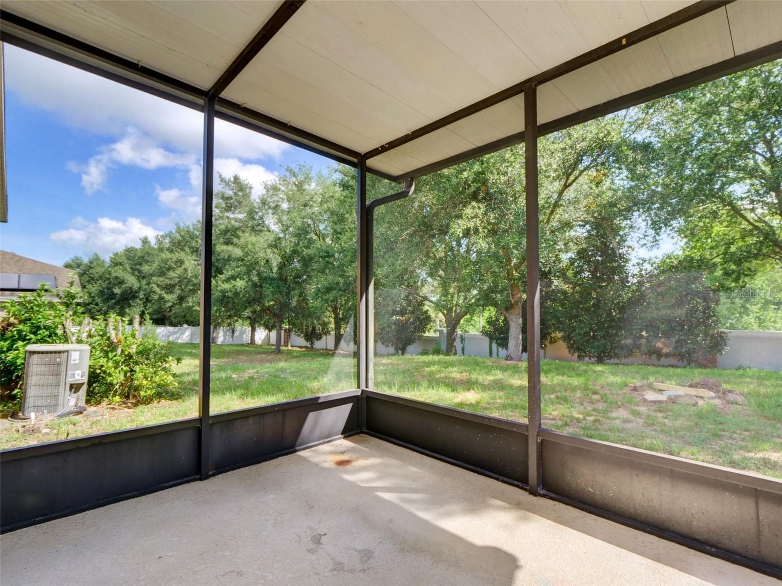 Enclosed Porch - 2972 SANTA MARIA AVE, CLERMONT