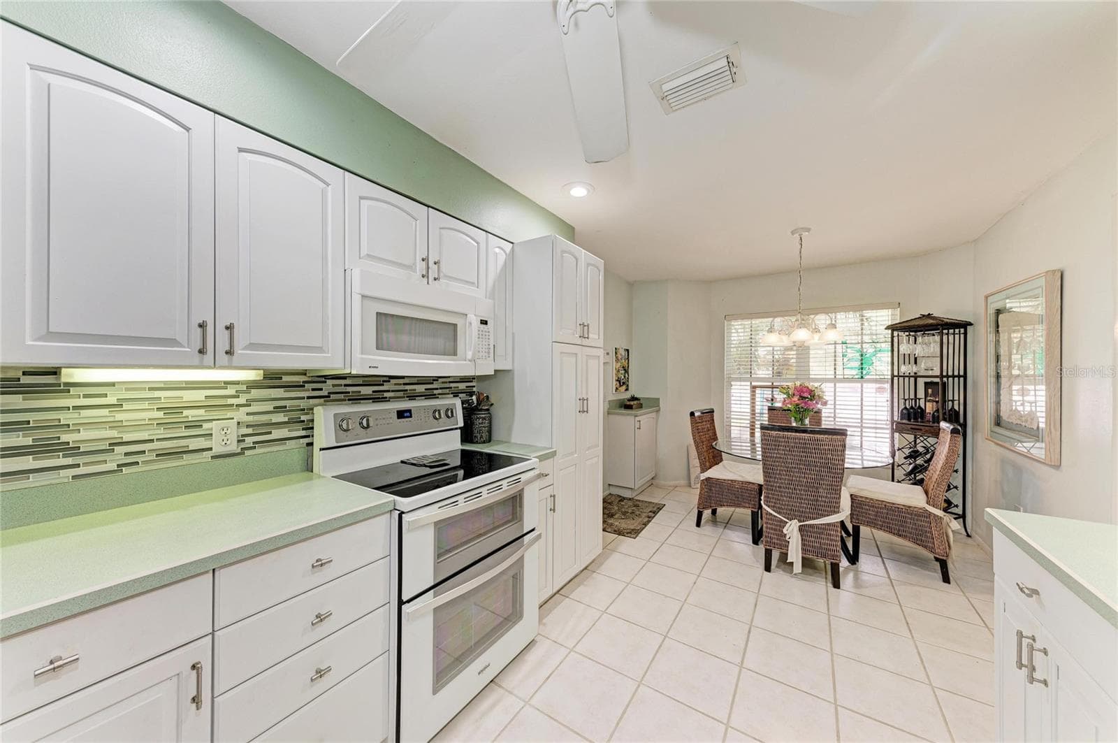Kitchen - 5209 34TH STREET CT W #261, BRADENTON