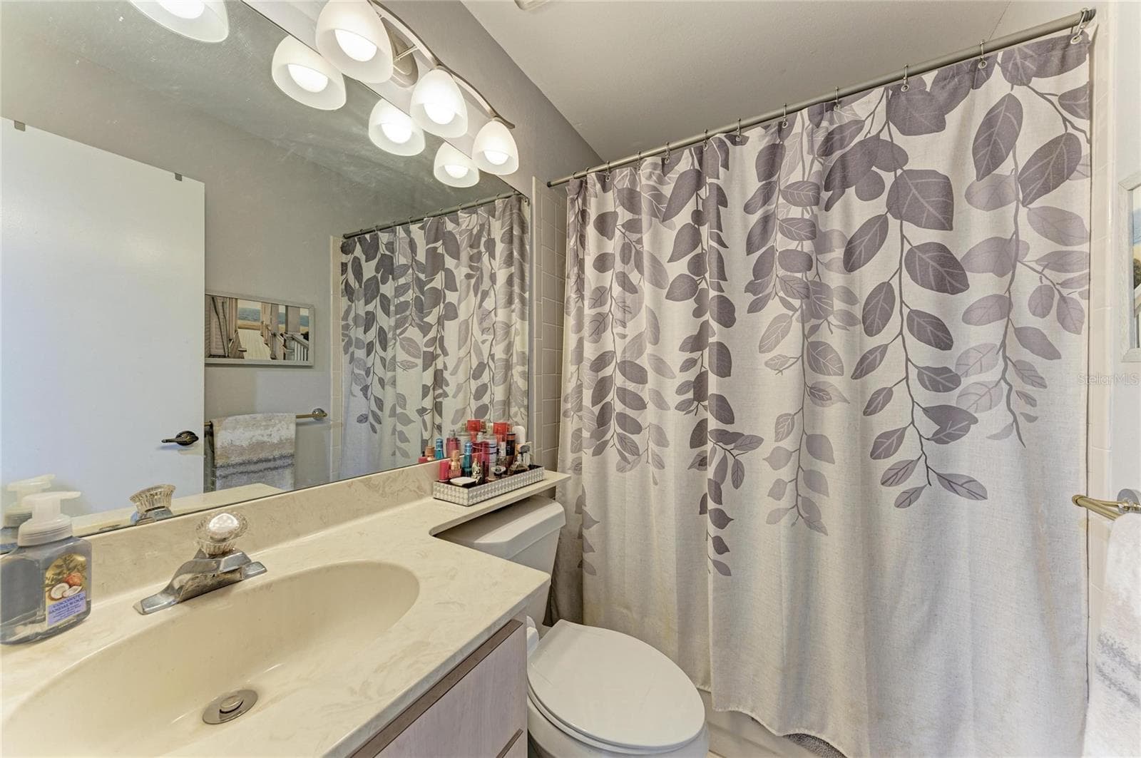 Second downstairs bath - 5209 34TH STREET CT W #261, BRADENTON