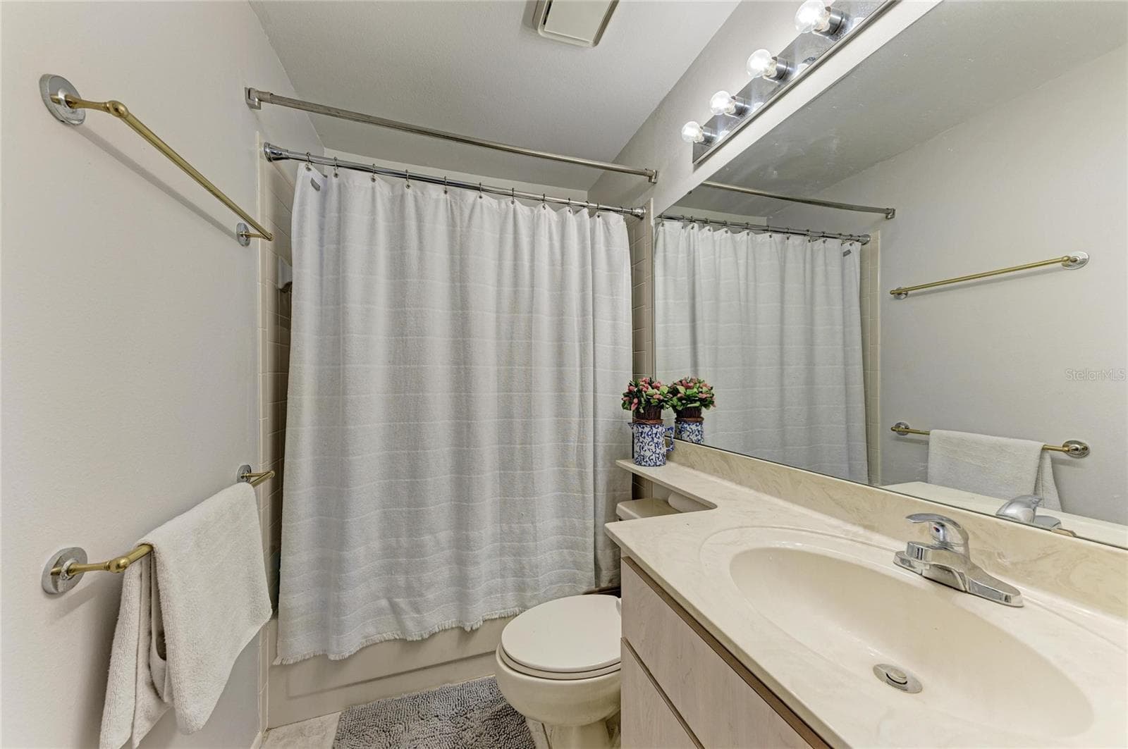 Upstairs bathroom - 5209 34TH STREET CT W #261, BRADENTON