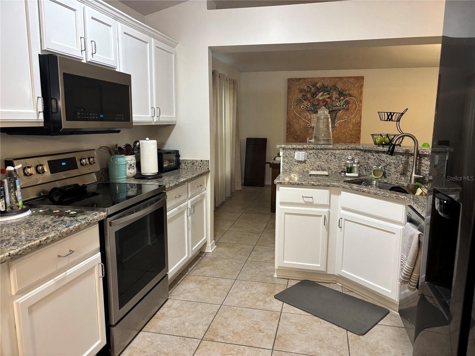 Single Family Residence at 304 MARION OAKS TRL, OCALA, photo 12 of 41