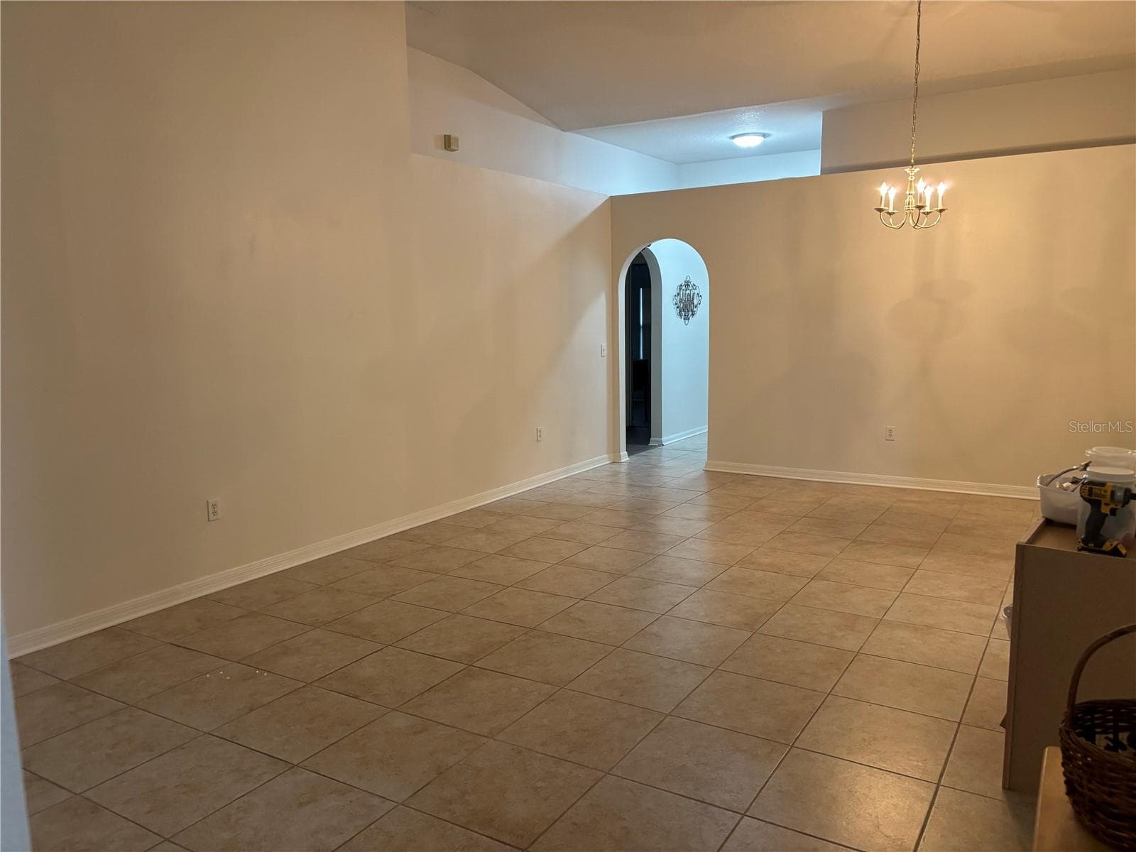 Single Family Residence at 304 MARION OAKS TRL, OCALA, photo 3 of 41