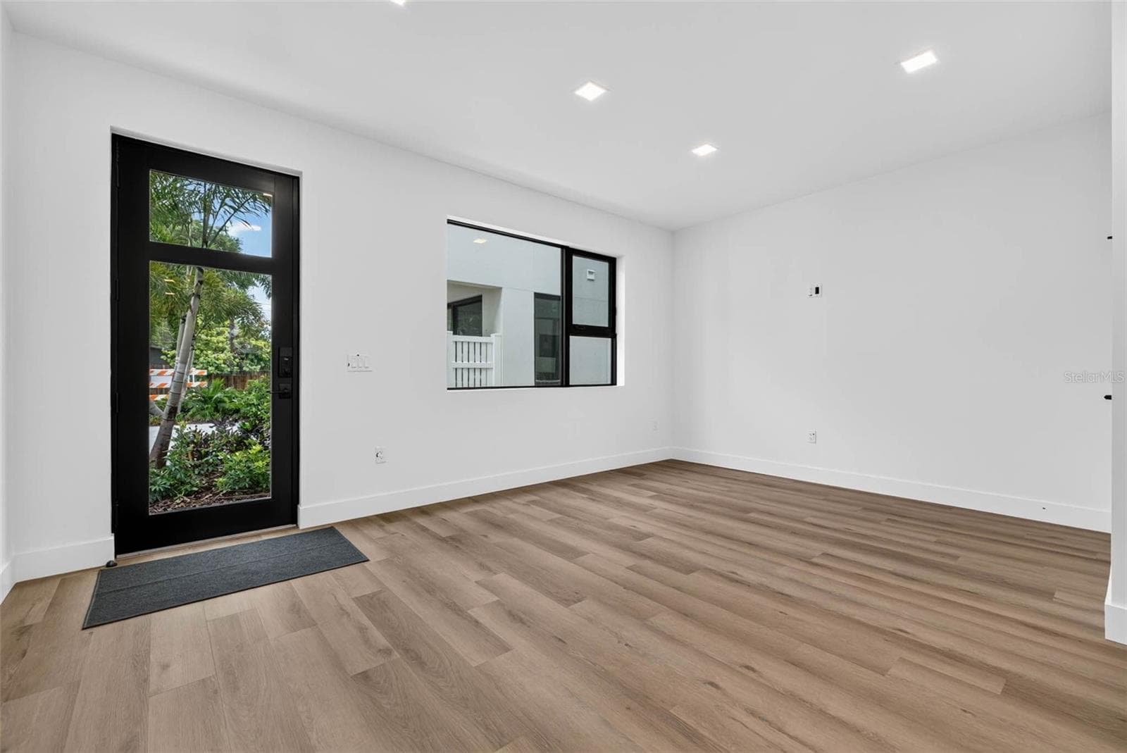 Townhouse at 3603 1ST AVE N, ST PETERSBURG, photo 12 of 27
