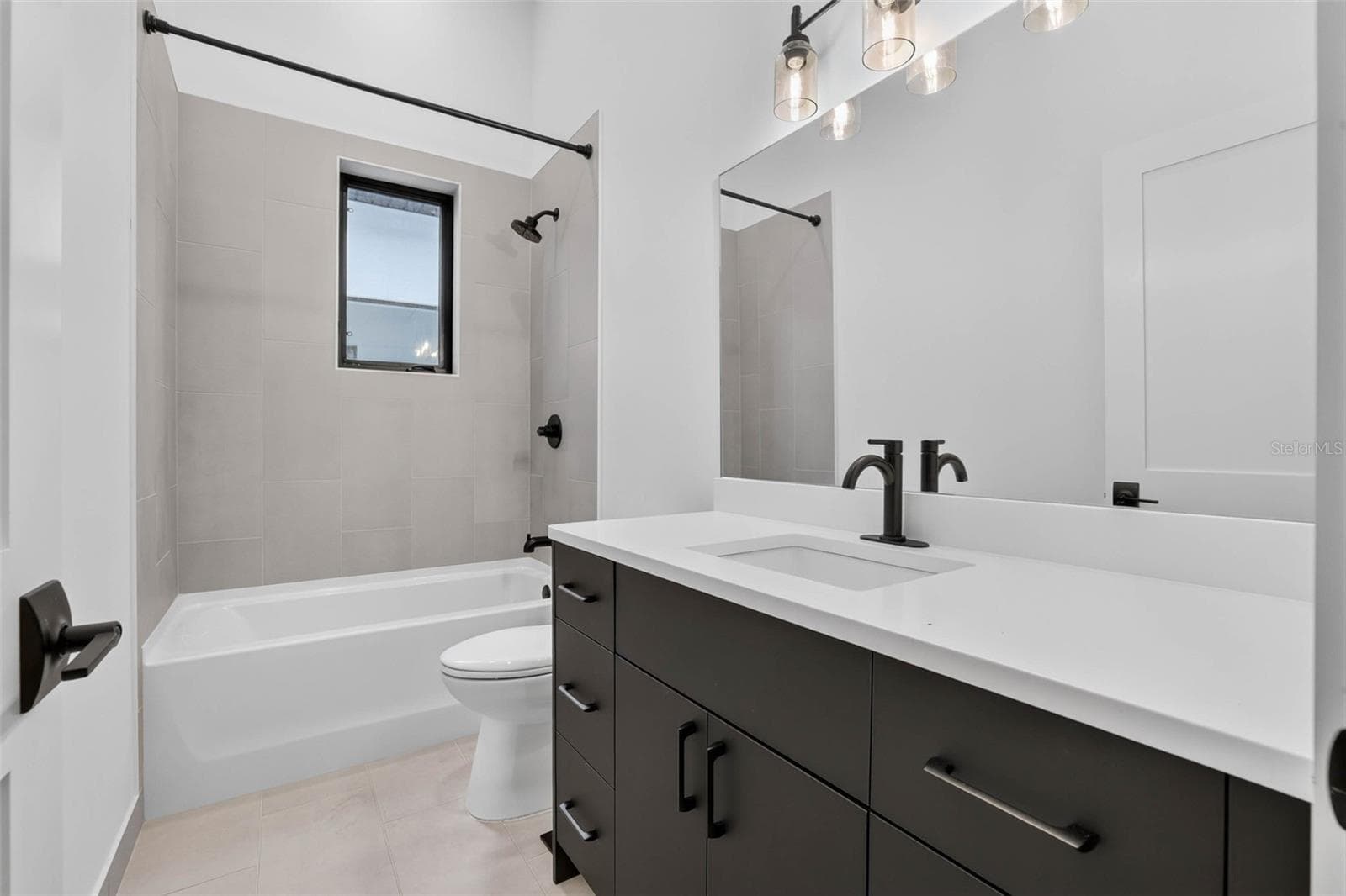 Townhouse at 100 36TH ST N, ST PETERSBURG, photo 18 of 28