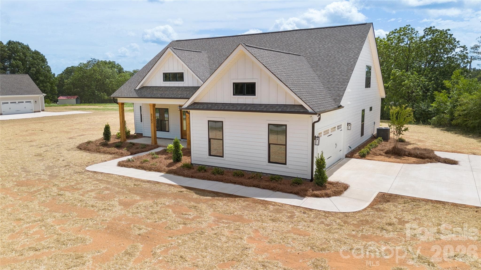 Single Family Residence at 5702 Love Mill Road, Monroe, photo 6 of 48