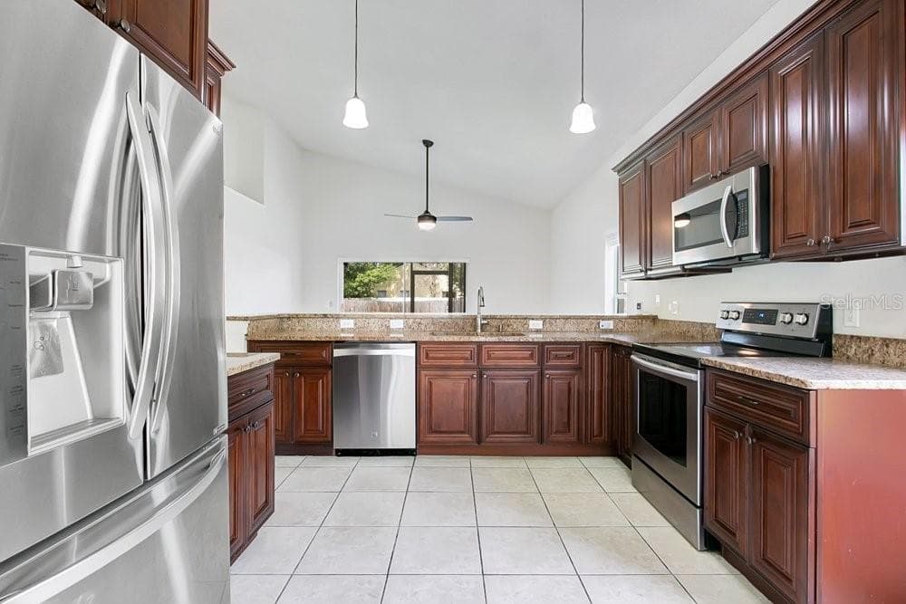 Single Family Residence at 3127 BIRMINGHAM BLVD, ORLANDO, photo 6 of 38