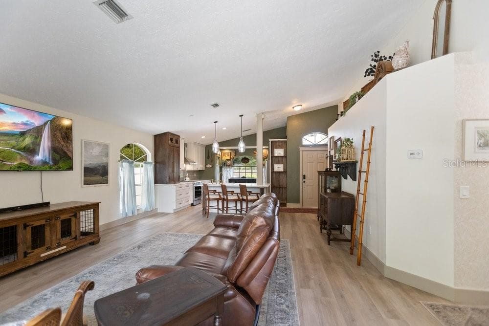 Single Family Residence at 10551 MAGRATH LN, NEW PORT RICHEY, photo 11 of 40