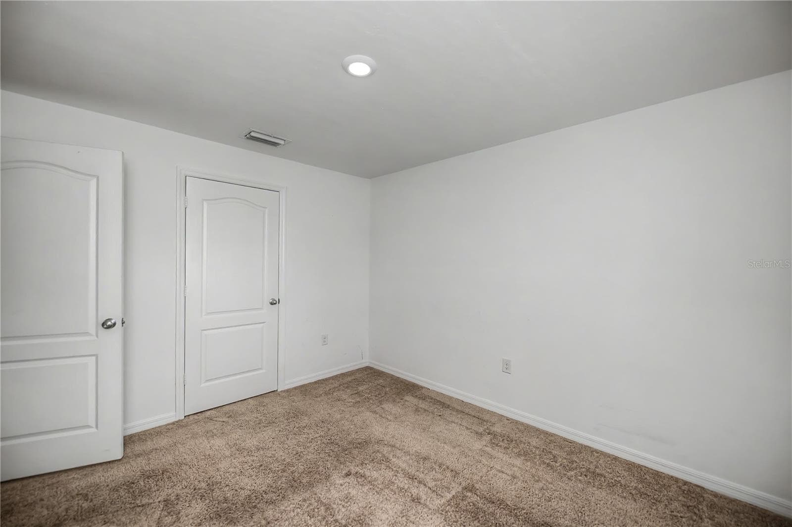 Second Bedroom with Walk-In Closet - 2555 ATWATER DR, NORTH PORT