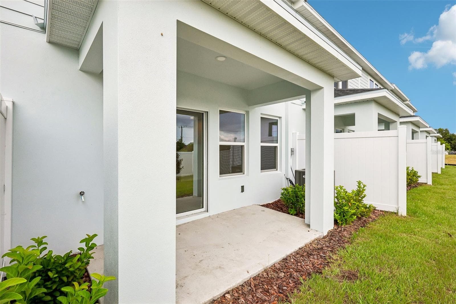 Townhouse at 6848 HOLCOMBE DOWN DR, ZEPHYRHILLS, photo 29 of 32