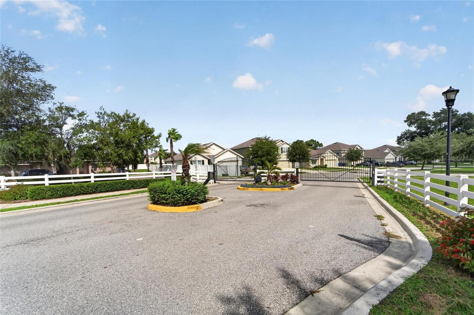 Single Family Residence at 9637 TRONCAIS CIR, THONOTOSASSA, photo 59 of 64