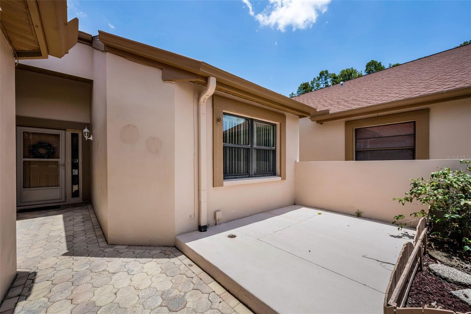 Villa at 3477 HILLMOOR DR, PALM HARBOR, photo 6 of 58