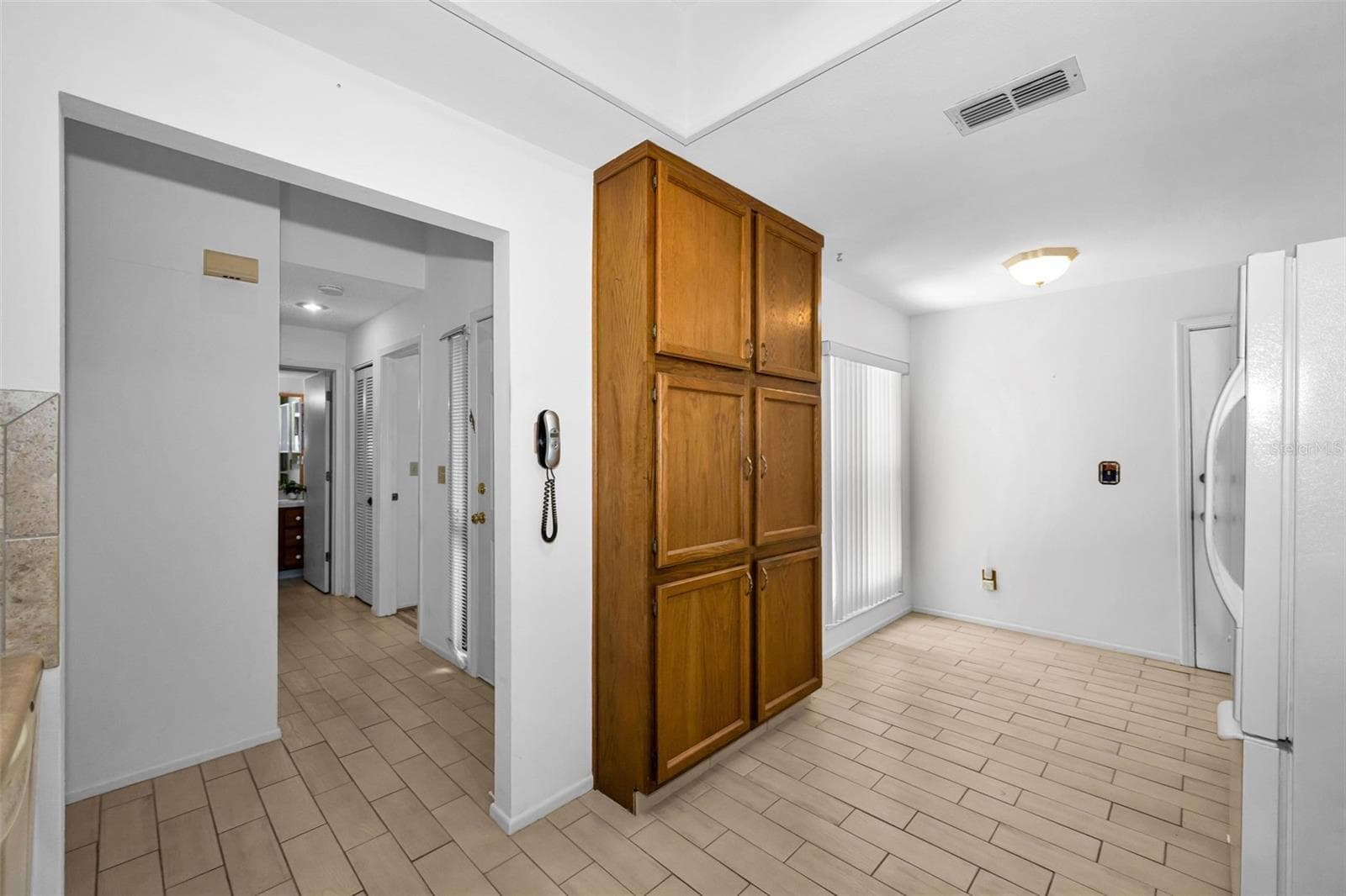 Villa at 3477 HILLMOOR DR, PALM HARBOR, photo 14 of 58