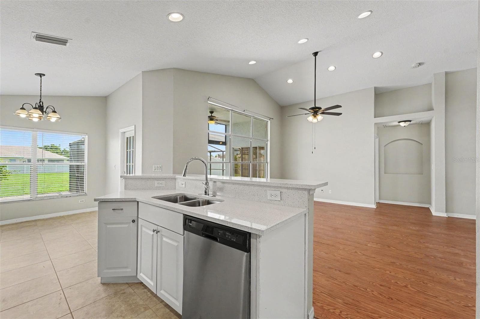 Single Family Residence at 22901 HAWK HILL LOOP, LAND O LAKES, photo 12 of 34