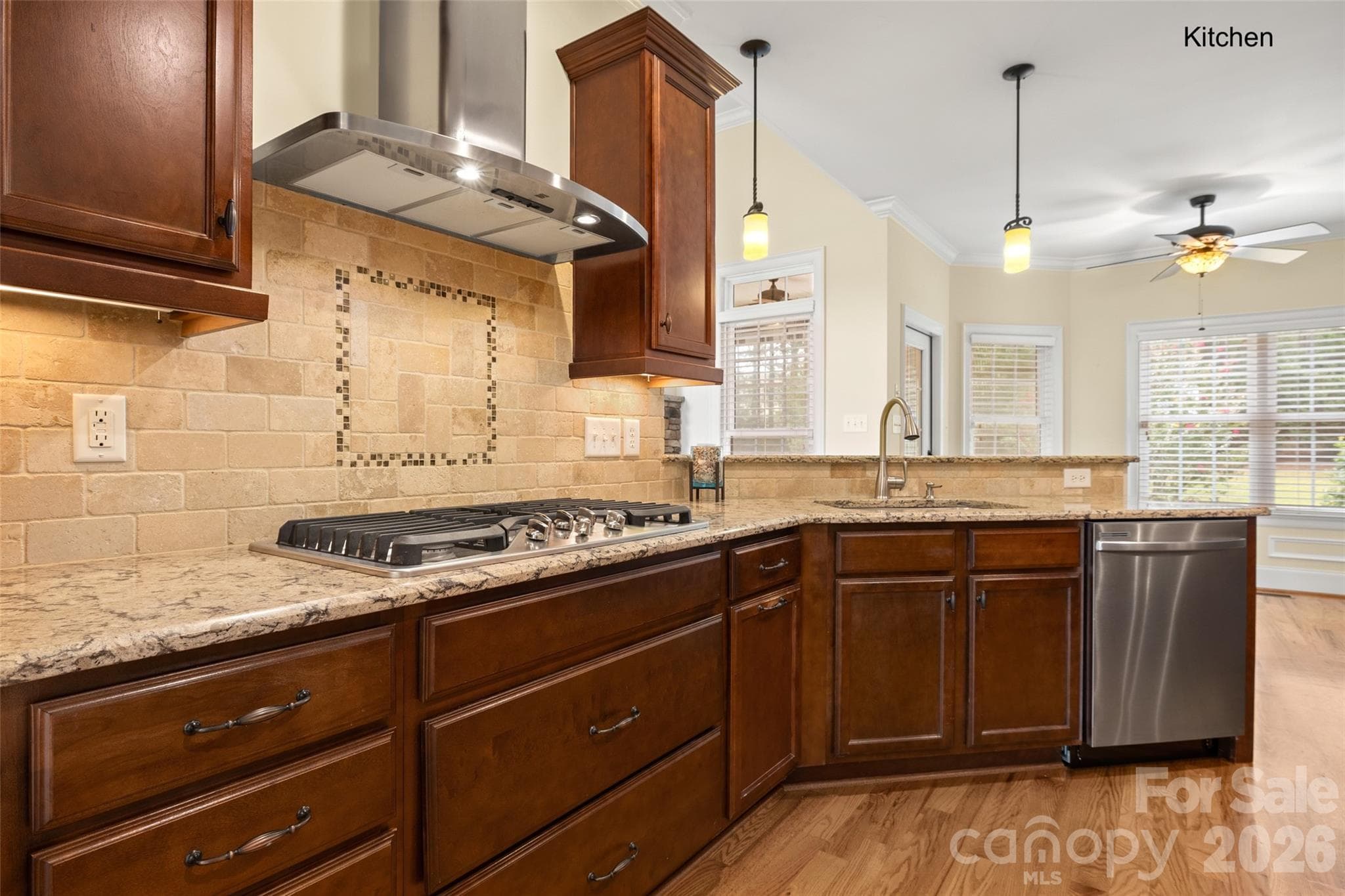 Single Family Residence at 1012 Catawba Shores Drive, Rock Hill, photo 6 of 43