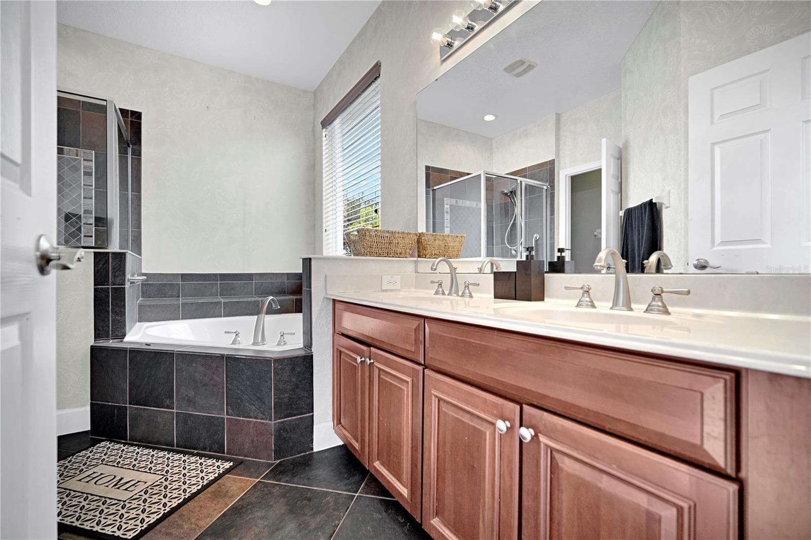 Single Family Residence at 2803 BOATING BLVD, KISSIMMEE, photo 15 of 56