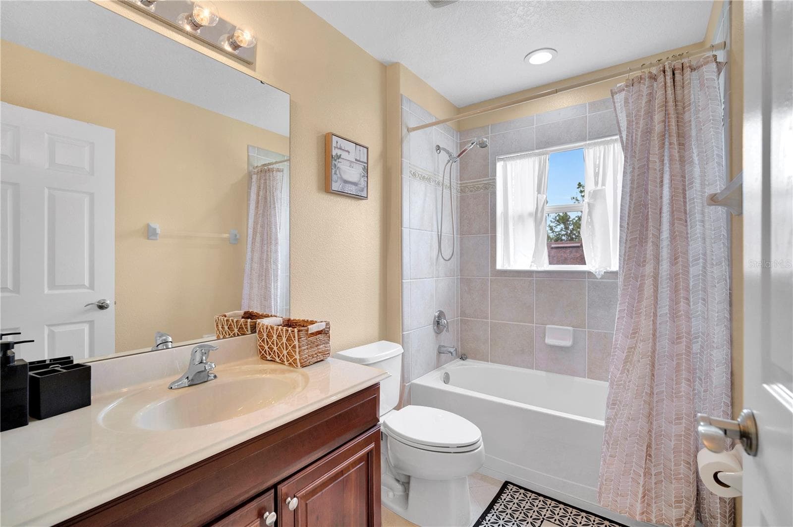 Single Family Residence at 2803 BOATING BLVD, KISSIMMEE, photo 42 of 56