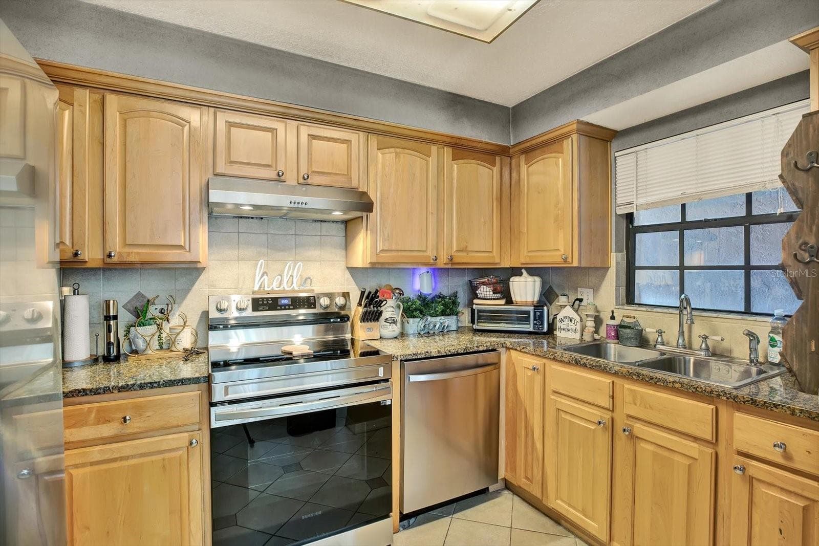 Condominium at 6100 GULFPORT BLVD S #111, GULFPORT, photo 11 of 21