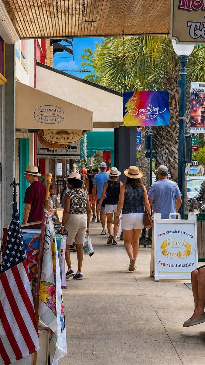Donnelly St Shoppingdowntown Mount Dora - 8027 SAINT ANDREWS WAY, MOUNT DORA