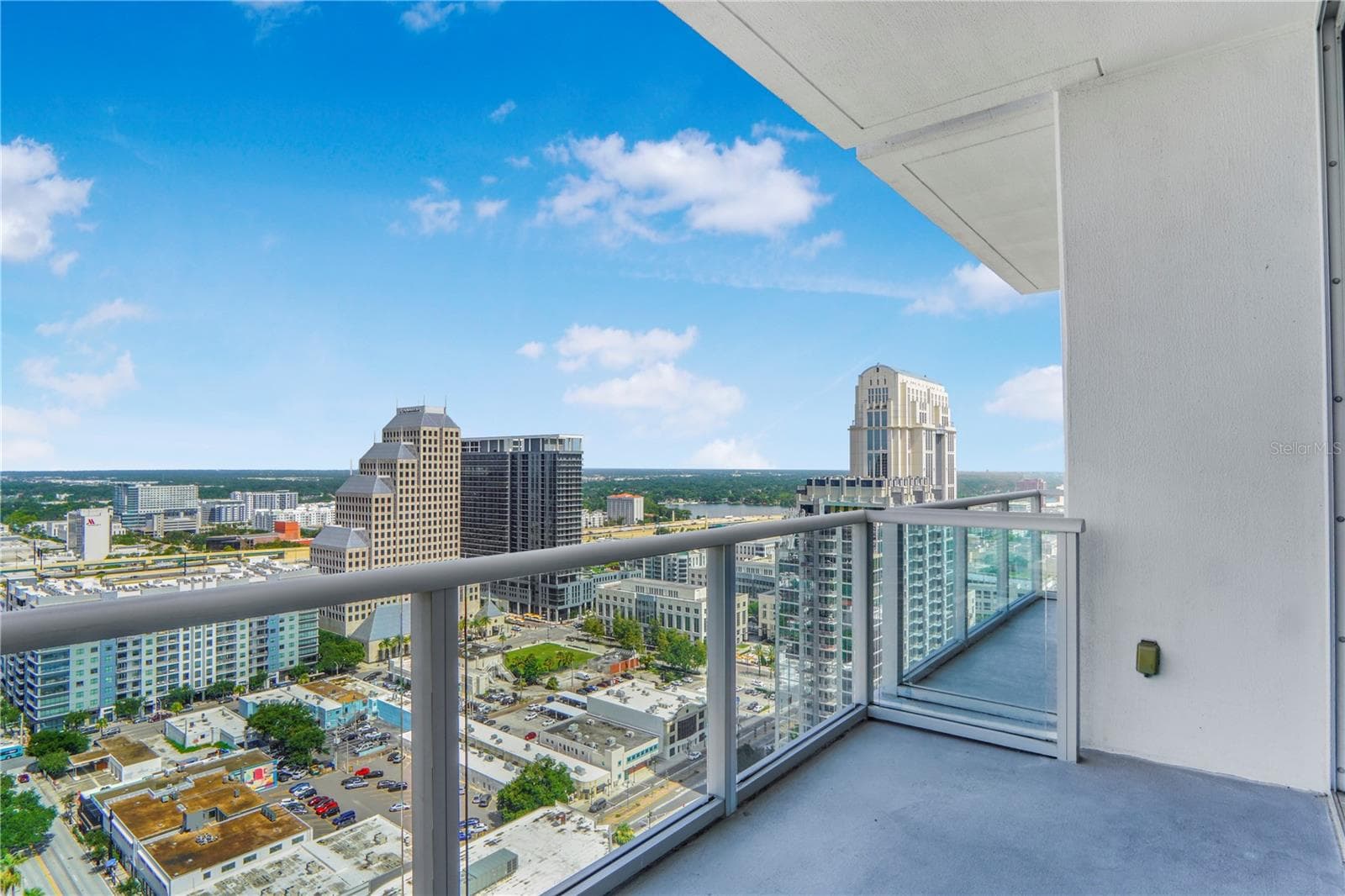 150 E ROBINSON ST #2608