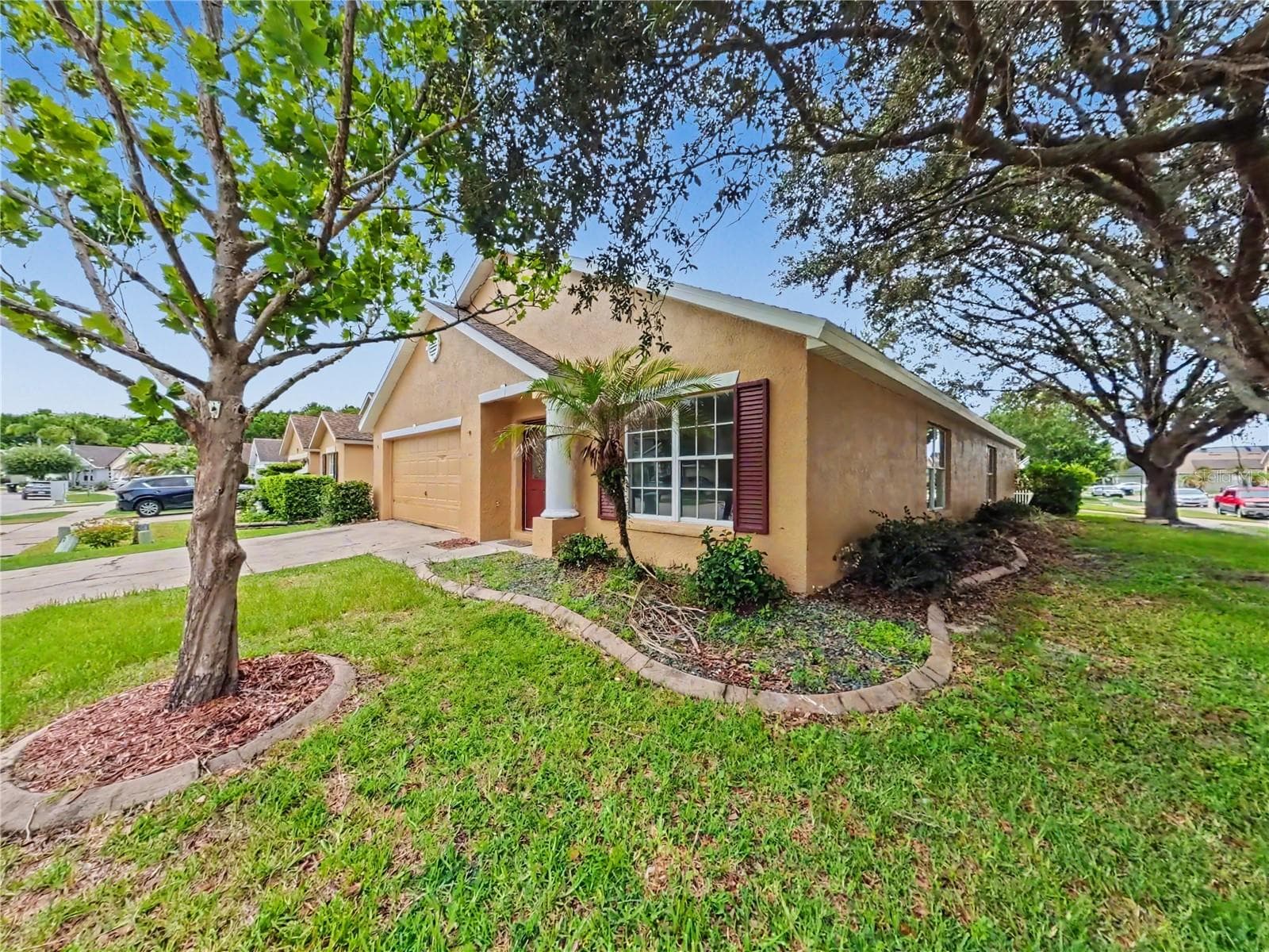 Single Family Residence at 544 CYPRESS TREE CT, ORLANDO, photo 4 of 32