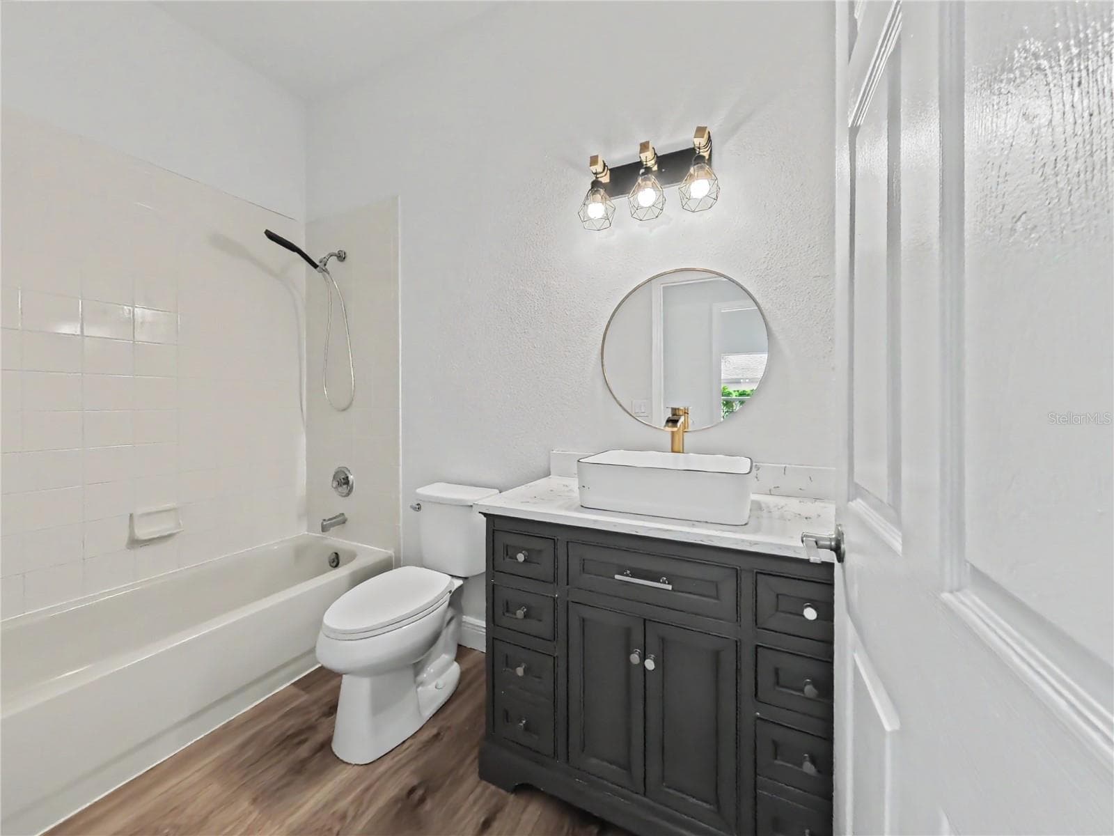 Single Family Residence at 544 CYPRESS TREE CT, ORLANDO, photo 25 of 32